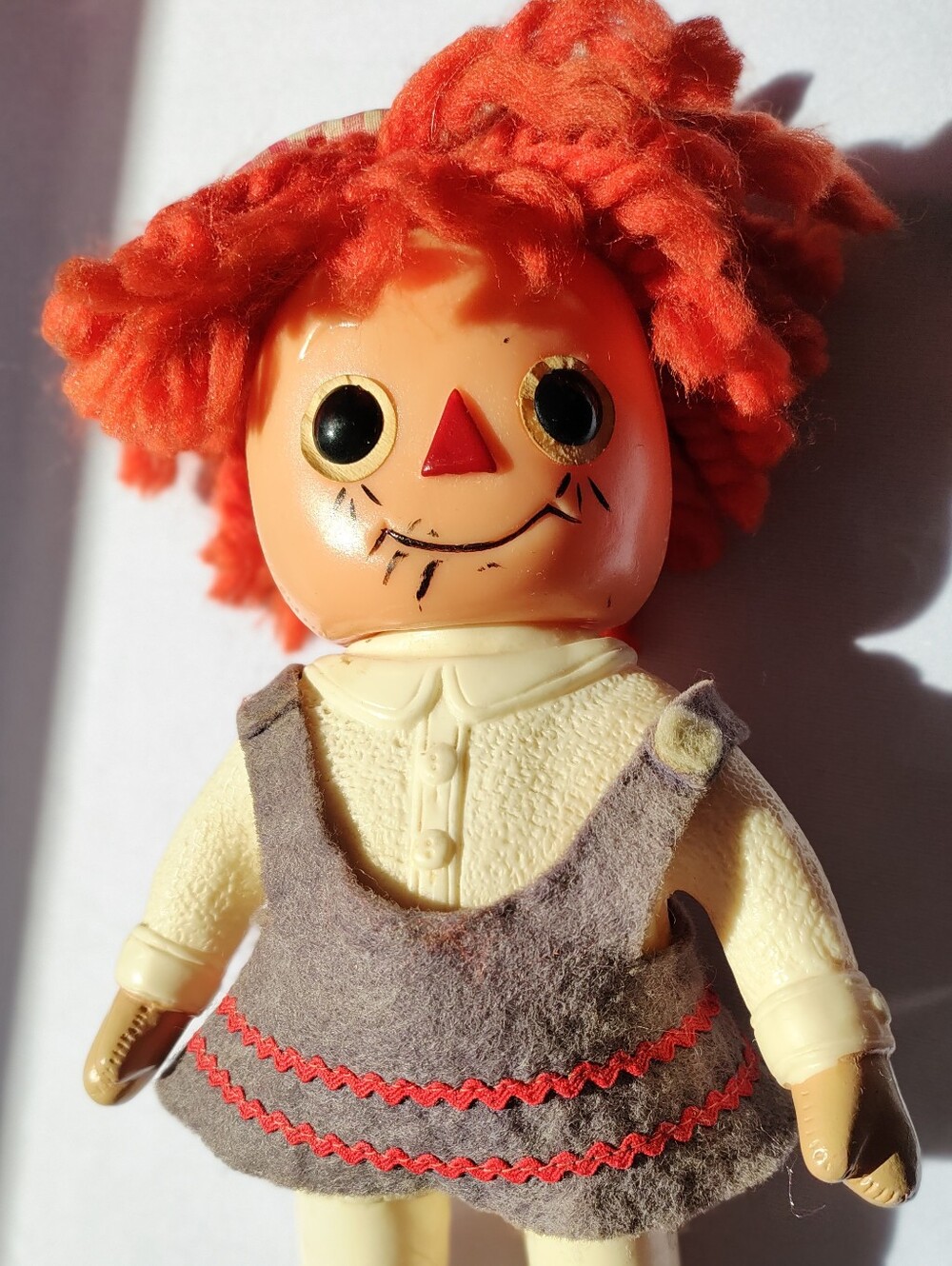 1974 Vintage Raggedy Ann Coin Bank - 9 Inches - Collectible Doll - Picture 5 of 9